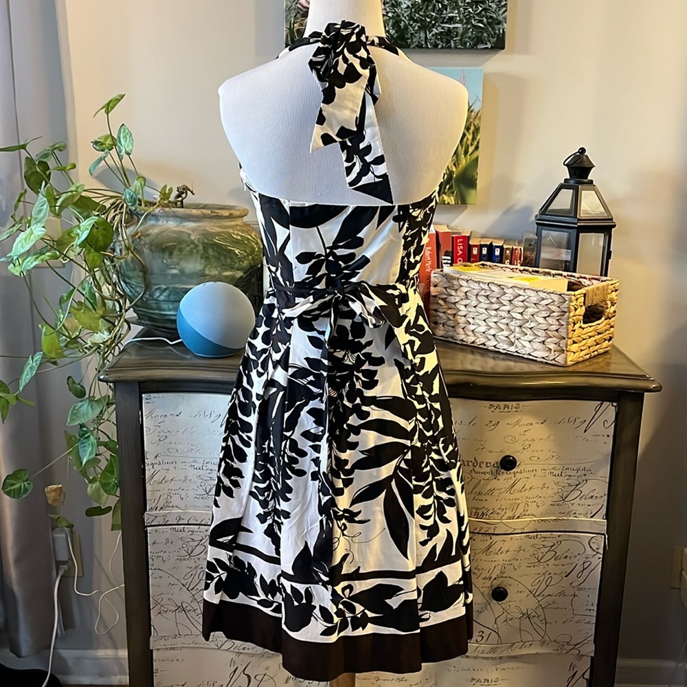 WHITE HOUSE BLACK MARKET BLACK AND BROWN FIT AND FLARE HALTER DRESS SIZE 2 XS - Picture 6 of 12